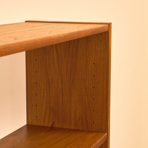 Swedish bookshelf in teak by B. Fridhagen for Bodafors