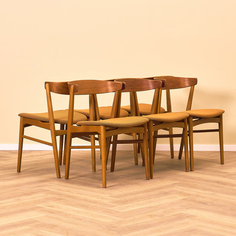 Danish set of 6 dining chairs 'model 206' by Thomas Harlev for Farstrup