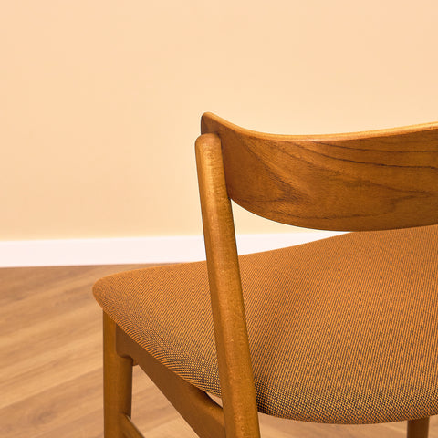 Danish set of 6 dining chairs 'model 206' by Thomas Harlev for Farstrup