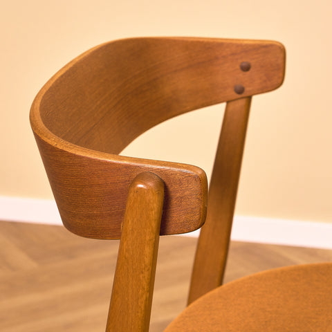 Danish set of 6 dining chairs 'model 206' by Thomas Harlev for Farstrup