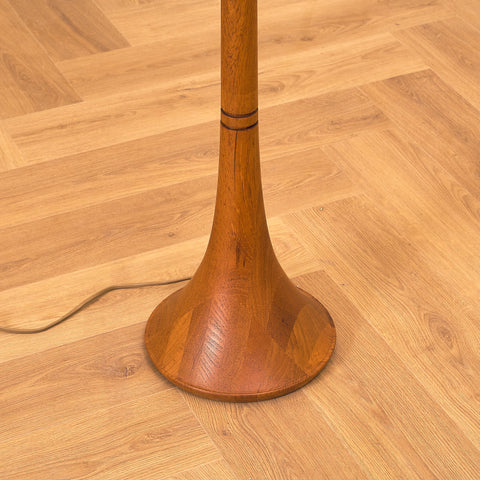 Swedish floor lamp in teak by AB Stilarmatur, Trånas