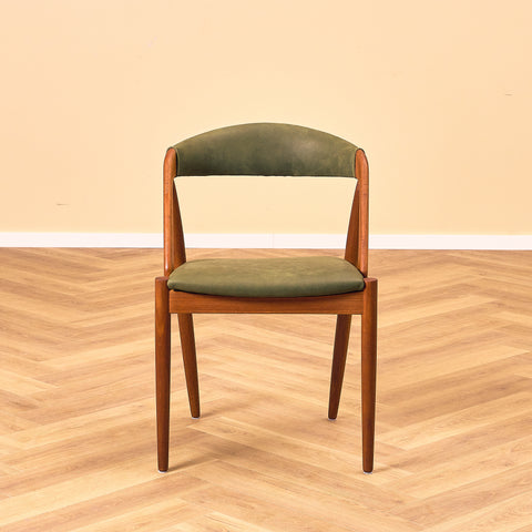 Danish dining chairs in teak, model 31 by Kai Kristiansen