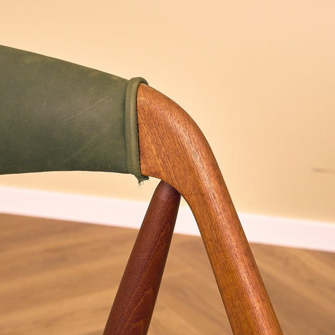 Danish dining chairs in teak, model 31 by Kai Kristiansen