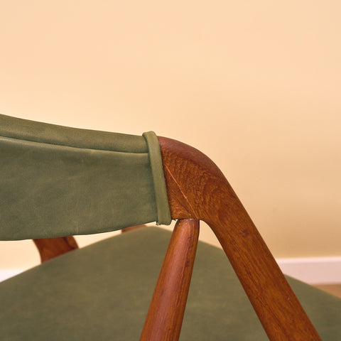 Danish dining chairs in teak, model 31 by Kai Kristiansen