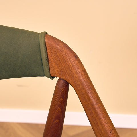 Danish dining chairs in teak, model 31 by Kai Kristiansen