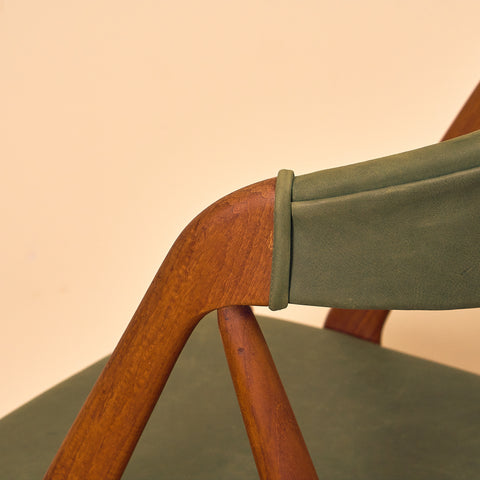 Danish dining chairs in teak, model 31 by Kai Kristiansen