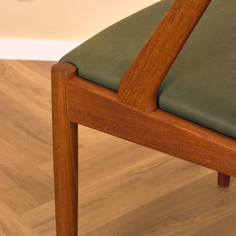 Danish dining chairs in teak, model 31 by Kai Kristiansen