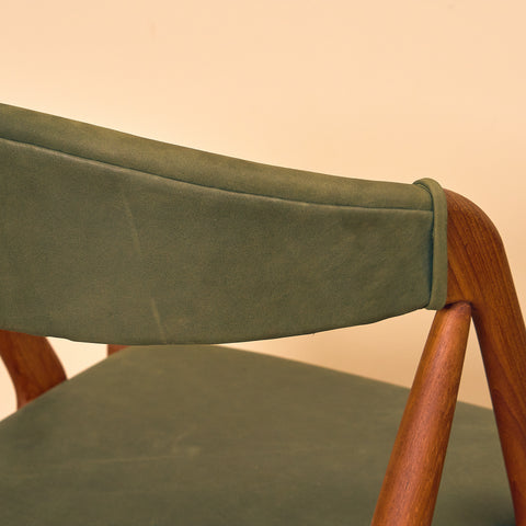 Danish dining chairs in teak, model 31 by Kai Kristiansen