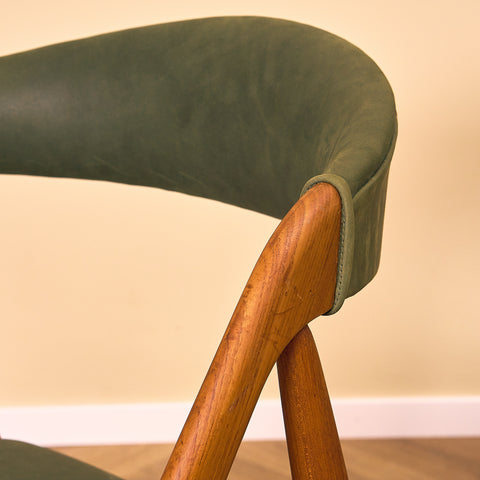 Danish dining chairs in teak, model 31 by Kai Kristiansen