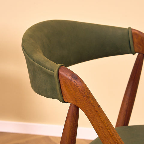 Danish dining chairs in teak, model 31 by Kai Kristiansen