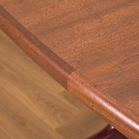 Danish oval dining table in mahogany by Skovby Møbelfabrik