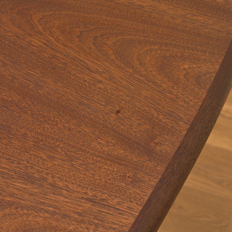 Danish oval dining table in mahogany by Skovby Møbelfabrik