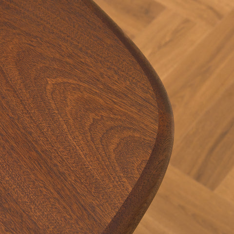 Danish oval dining table in mahogany by Skovby Møbelfabrik