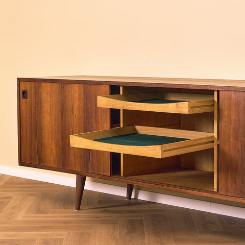 Danish sideboard in Santos rosewood