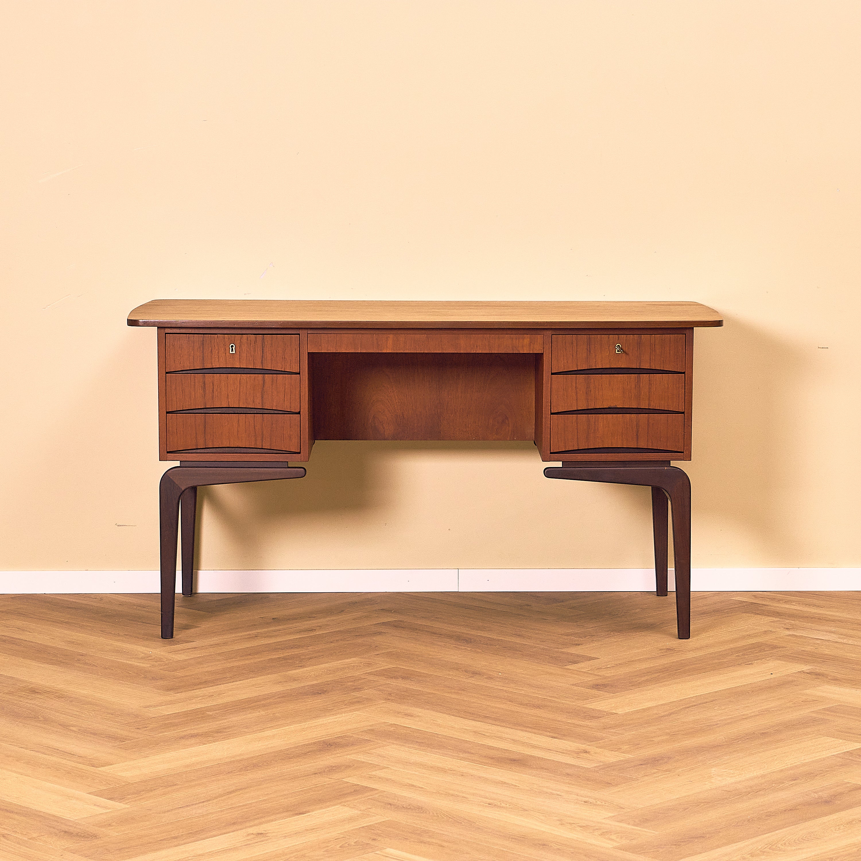 Vintage Danish writing desk in teak buy in Stockholm