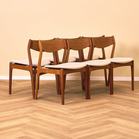 Danish dining chairs in teak by P.E. Jørgensen for Farso Stolefabrik