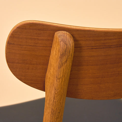 Danska matstolar i teak och ek