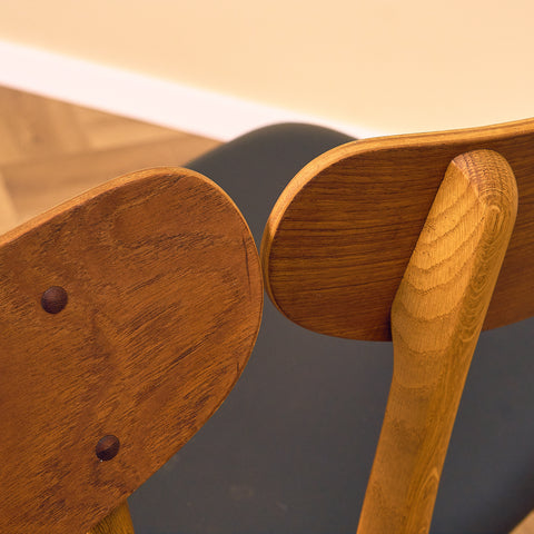 Danska matstolar i teak och ek