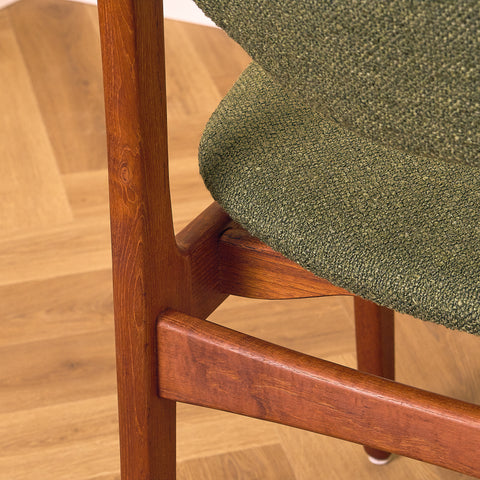 Danska matstolar i teak från Platinumliving Furniture