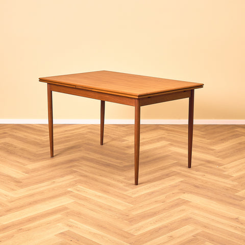 Danish dining table in teak