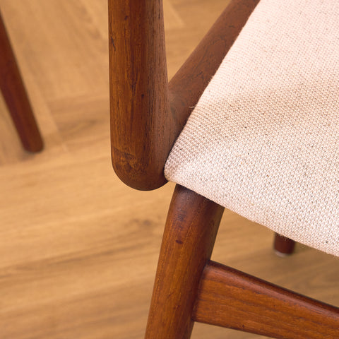 Danish set of 6 dining chairs "Boomerang" in solid teak by Alfred Christensen for Slagelse Møbelværk