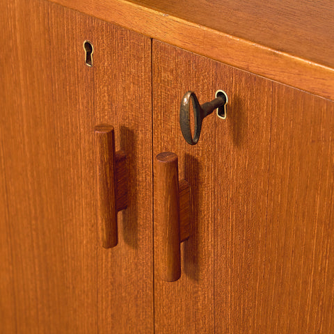 Svensk bokhylla i teak