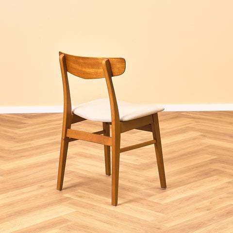 Danska matstolar i teak och bok från Findahl Møbelfabrik, modell 'Møsbol'