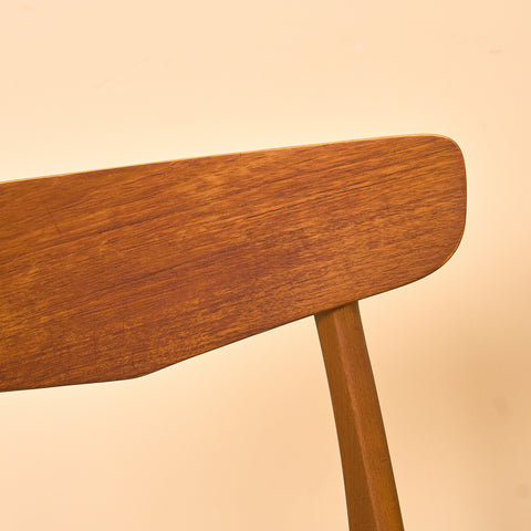 Danska matstolar i teak och bok från Findahl Møbelfabrik, modell 'Møsbol'