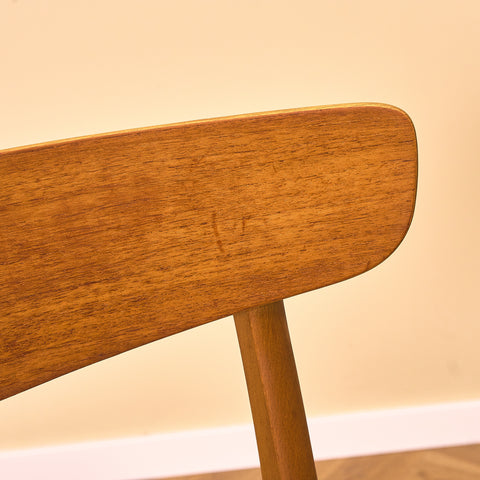 Danska matstolar i teak och bok från Findahl Møbelfabrik, modell 'Møsbol'