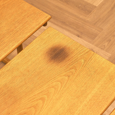 Danskt set med sidosbord i ek från Vildbjerg Möbelfabrik