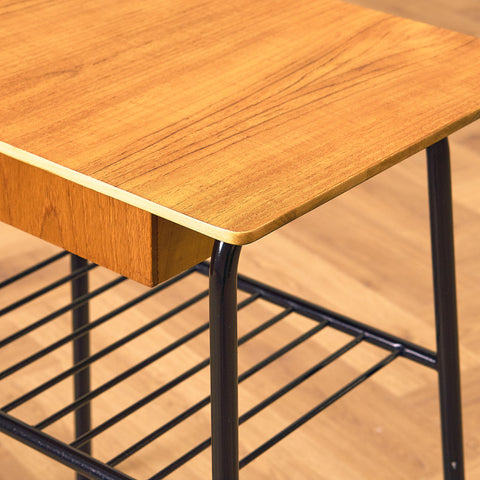 Svensk sängbord i teak