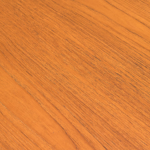 Danskt matbord i teak och ek