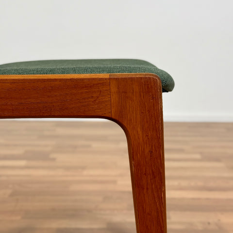 PRICE Set of 4 dining chairs in beech by Erik Buch, 1950s-60s, Denmark - Beyo Vintage