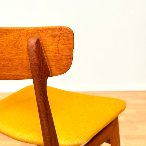 Danish set of 6 dining chairs in teak by Schiønning & Elgaard