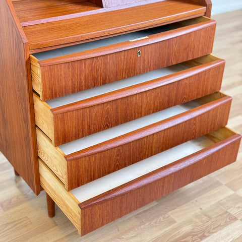 Mid Century Danish Teak Secretaire/ Make-Up Chest of Drawers, 1960s