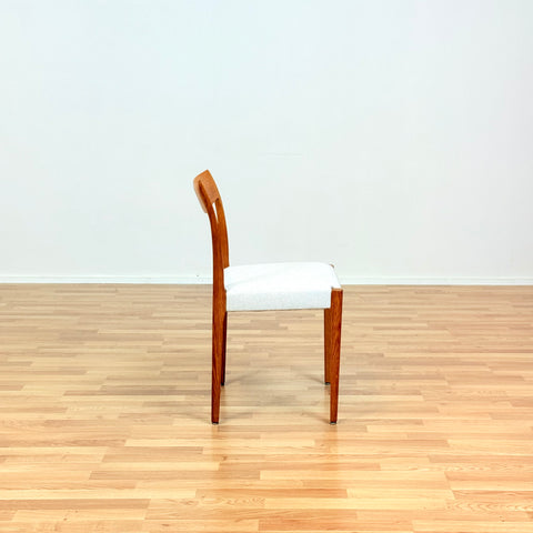 Swedish dining chairs in oak by Yngve Ekström for Troeds, model "Kontiki"