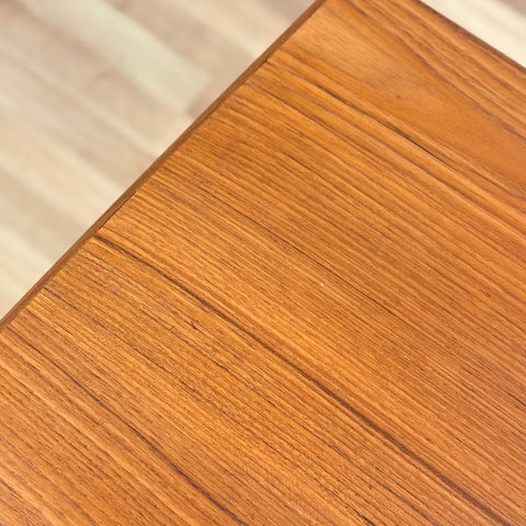 Dining table in teak, 1950s-60s, Denmark - Beyo Vintage