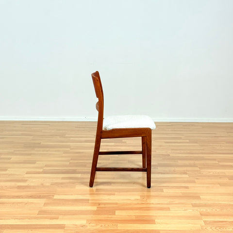 Danish dining chairs in teak & oak