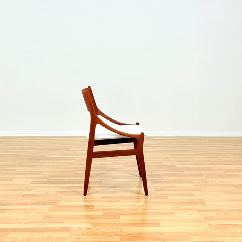 Danish dining chairs in teak by Vestervig Eriksen for Brdr. Tromborg, model 'BT21'