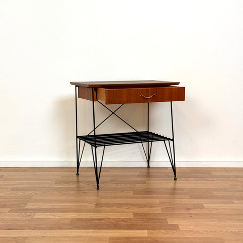 Side table / Nightstand in teak, 1950s-60s, Sweden - Beyo Vintage