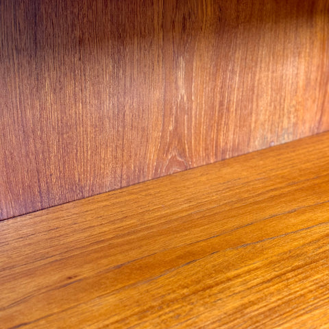 Bookshelf in teak, 1950s-60s, Denmark - Beyo Vintage