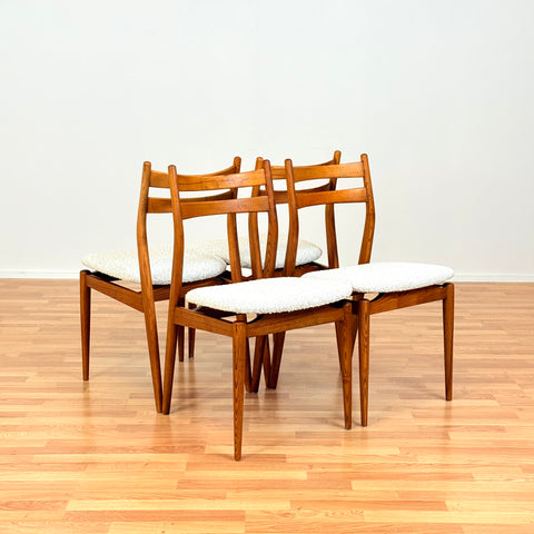 Swedish set of 4 dining chairs in oak