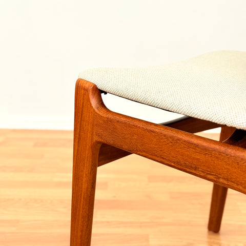 Danish dining chairs in teak by Erik Buch for Findahls Møbelfabrik