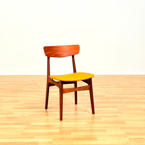 Danish set of 6 dining chairs in teak by Schiønning & Elgaard