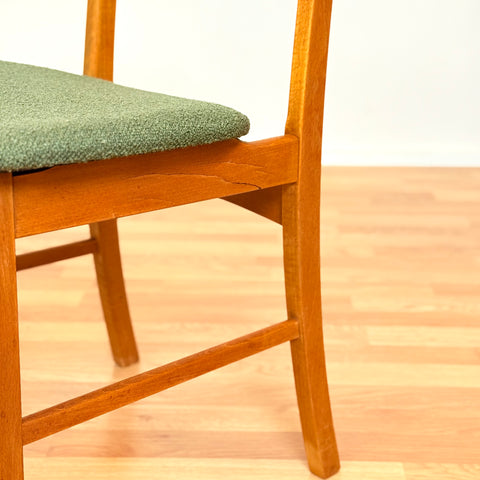 Danish set of 6 dining chairs in teak and beech