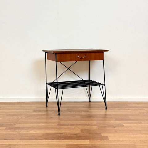 Side table / Nightstand in teak, 1950s-60s, Sweden - Beyo Vintage