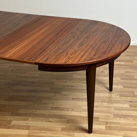 Round dining table with 3 ext., Santos Rosewood, Omann Jun