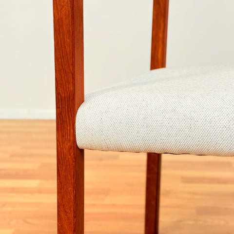 Danish set of 8 dining chairs in teak by N.O. Møller, model 404