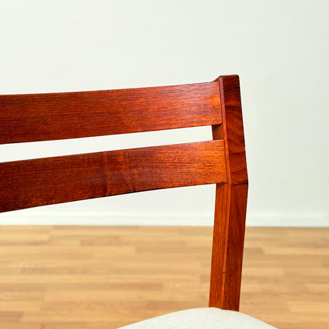 Danish set of 8 dining chairs in teak by N.O. Møller, model 404