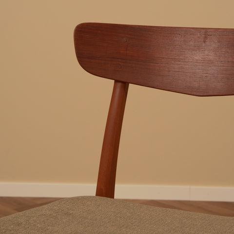 Danish dining chairs in teak & beech by Findahl Møbelfabrik, model 'Møsbol'